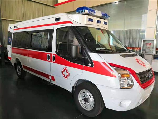 贞丰县福特V362救护车